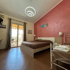  Bed & Breakfast La Scala Sul Giardino